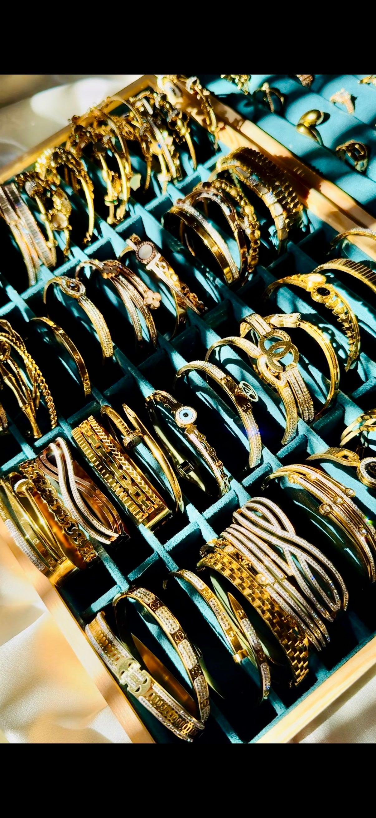 Bracelet