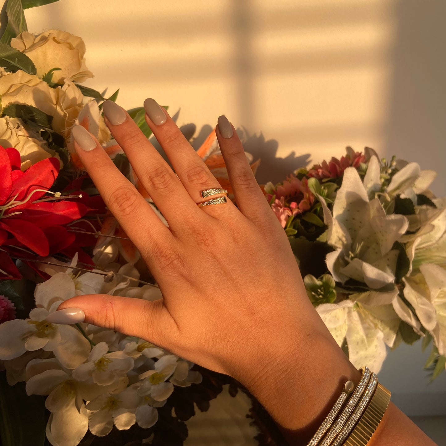 Chic Studded Ring - For Women