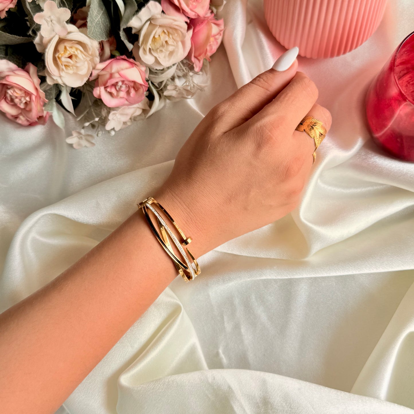 Inaya Bracelet - For Women