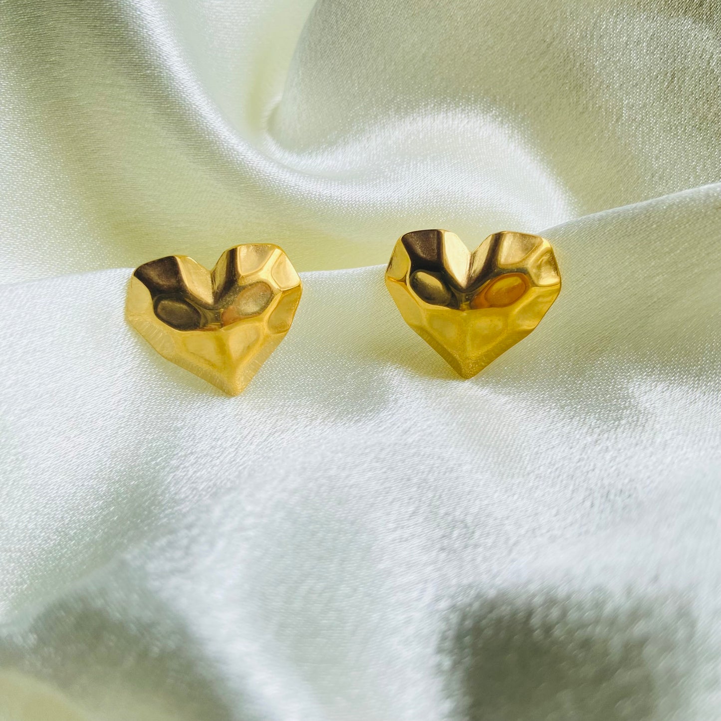 Mini Heart Hammered Earring