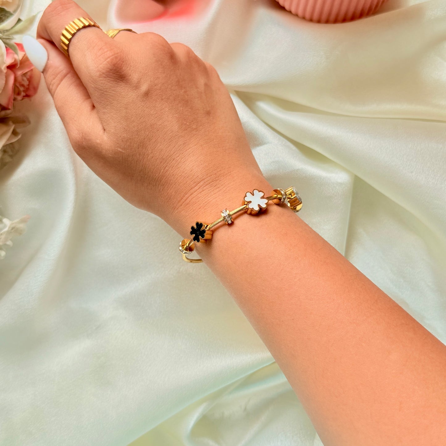 Lily Bracelet - For Women