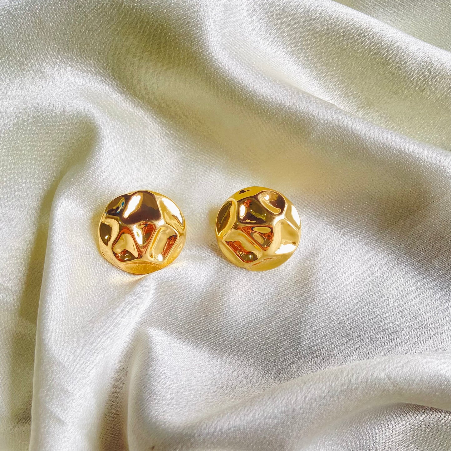 Oversized Hammered Studs (Stainless Steel)