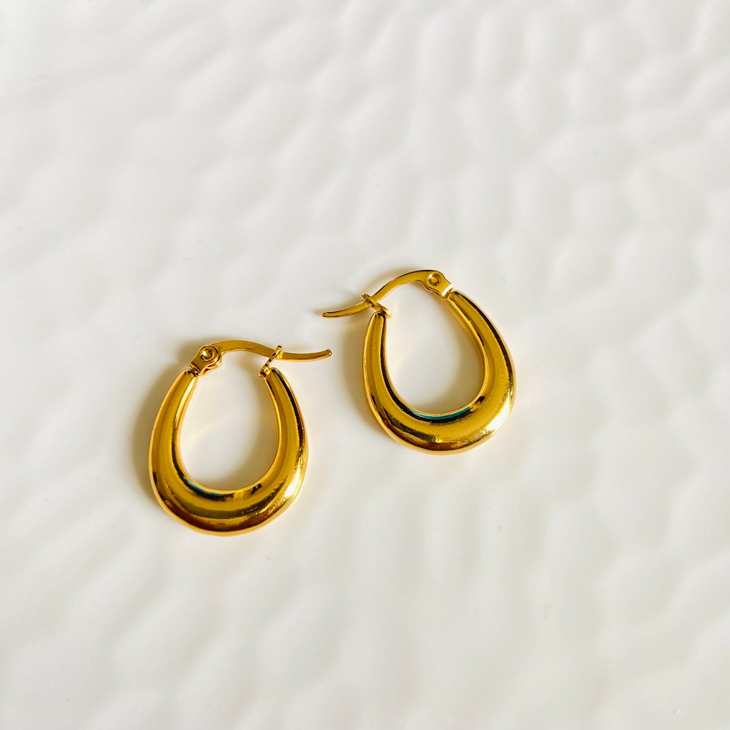 Classic Hoops