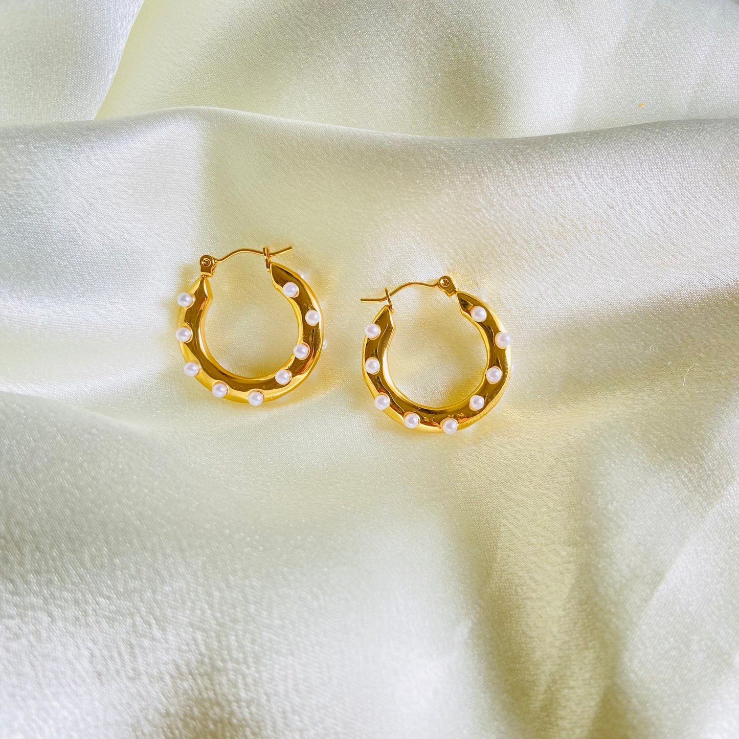 Mabel Hoops