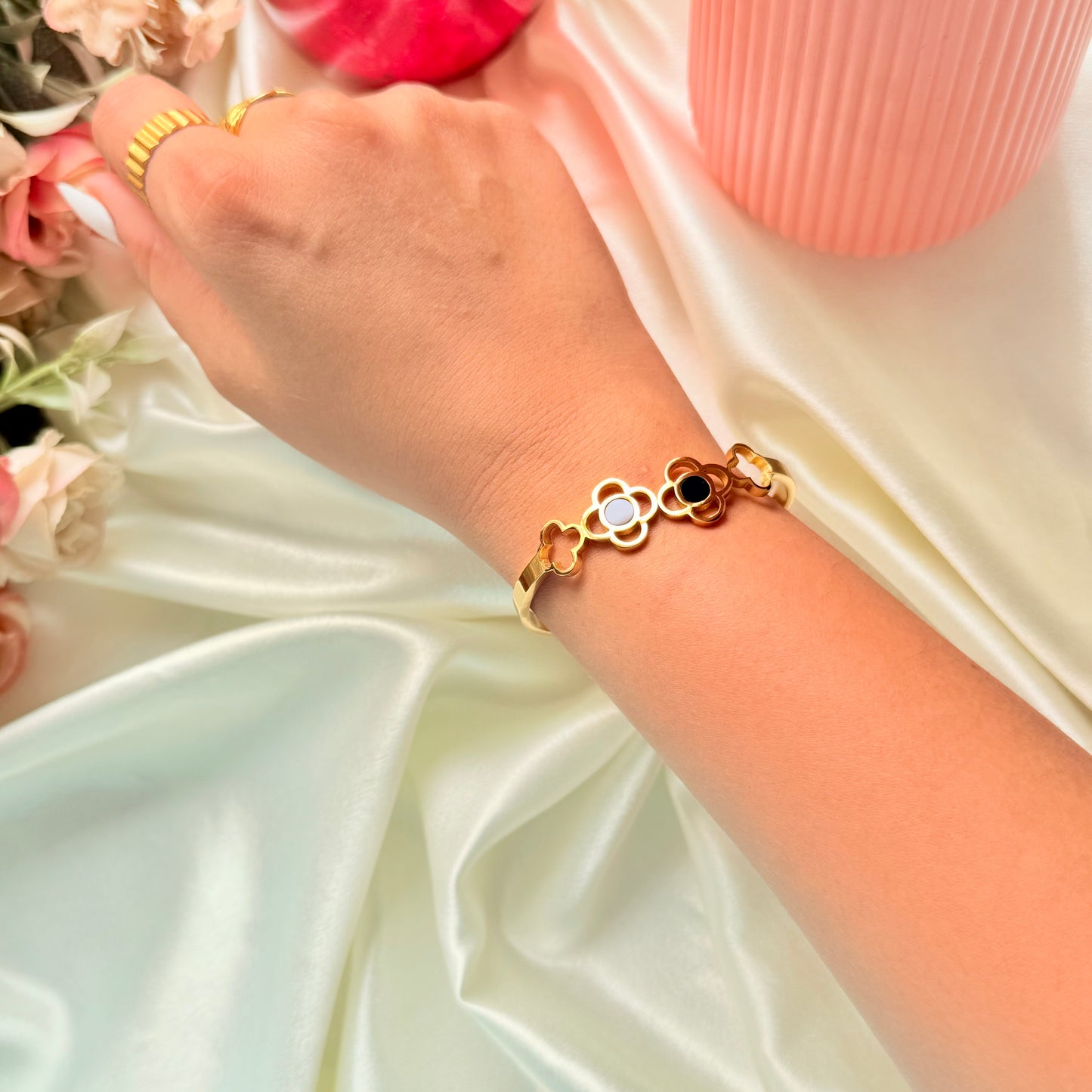 Daisy Bracelet - For Women