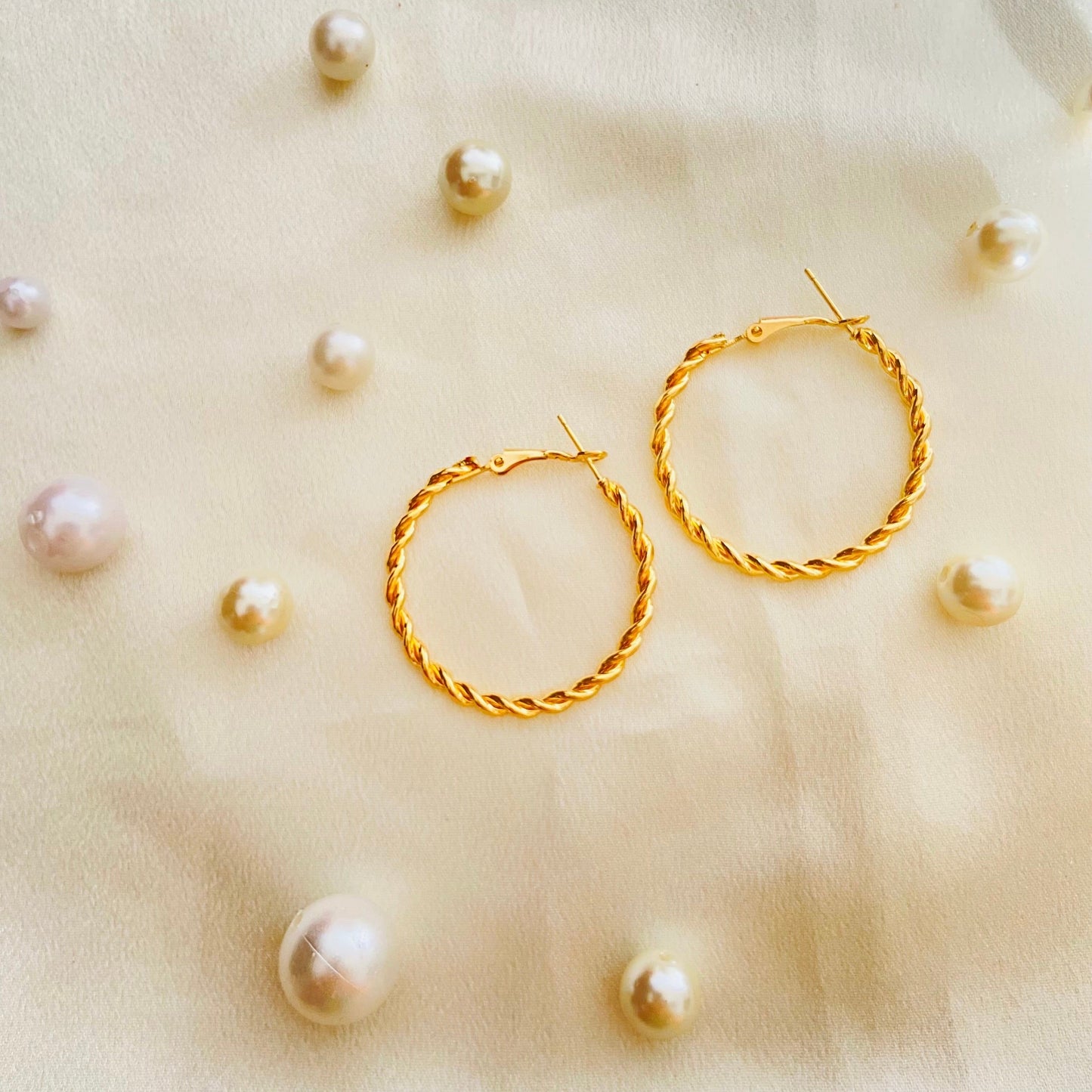 Maria Hoops