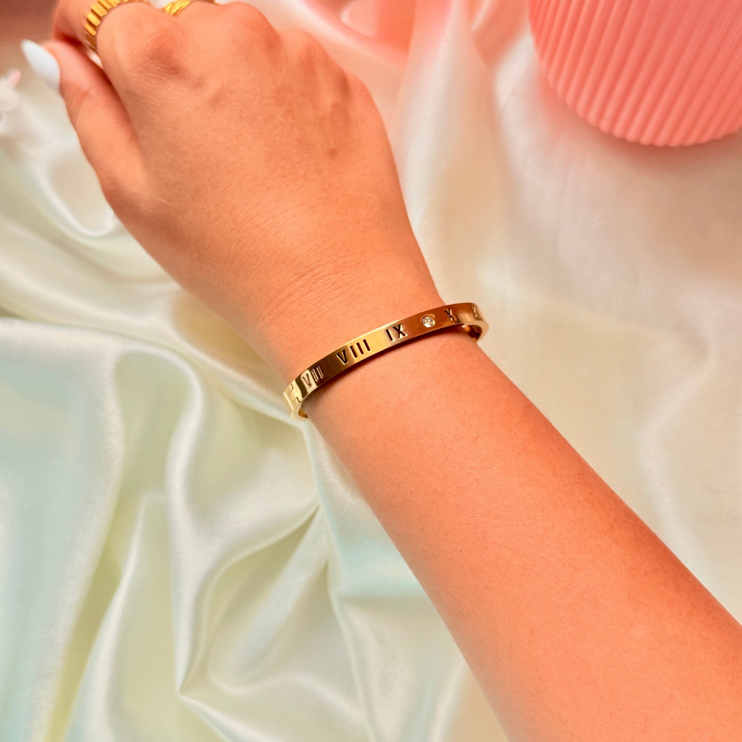 Roman Bracelet - For Women
