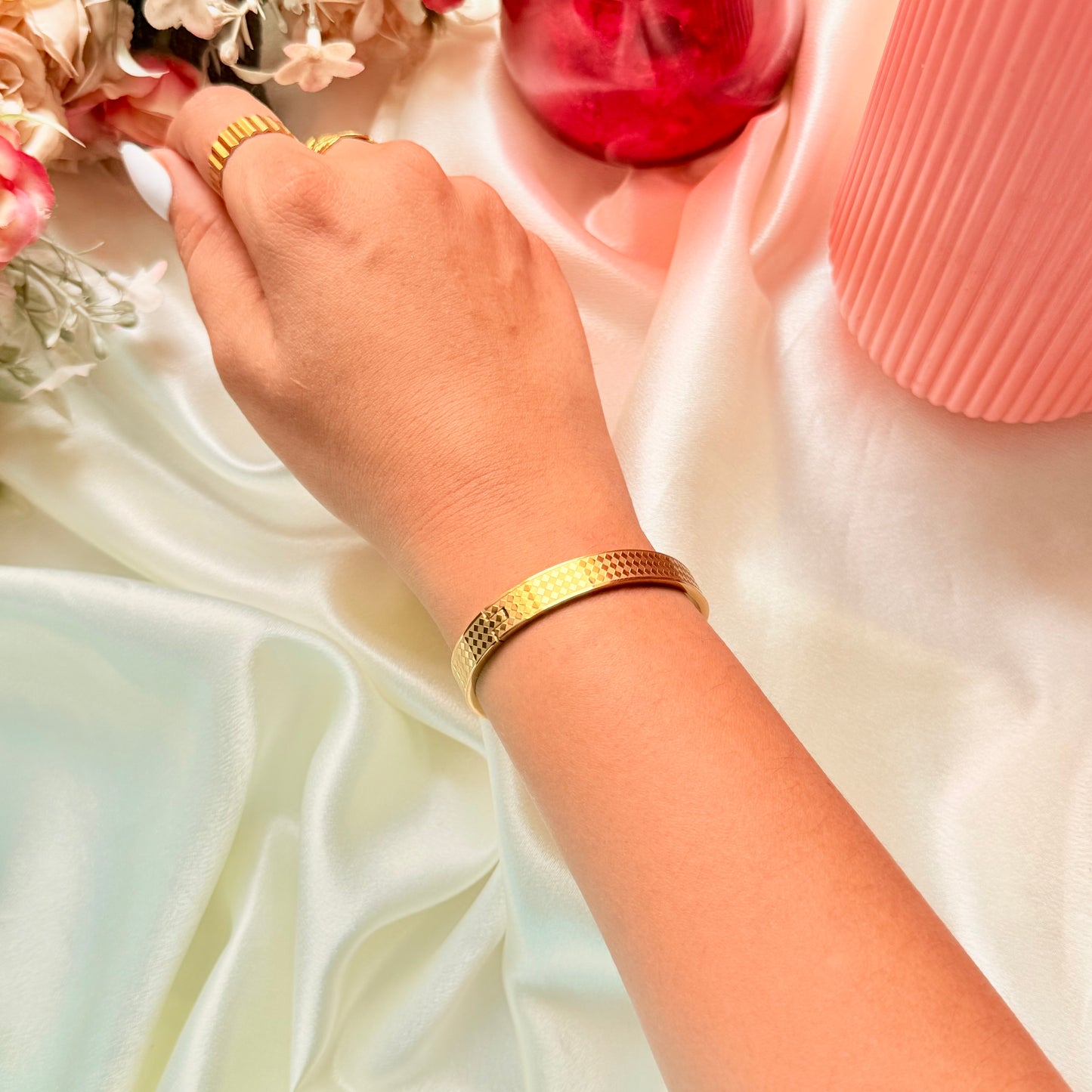 Self Texture Bracelet - For Women