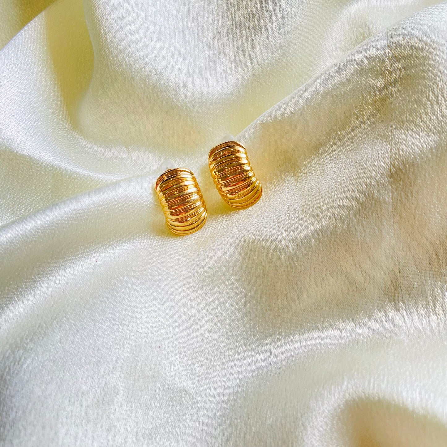 Retro Chunky Studs